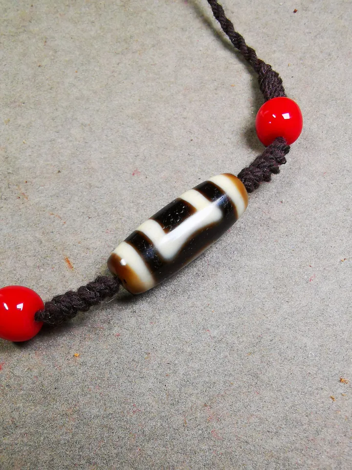 Gandhanra Antique Tibetan Dzi Bead Necklace,Sky & Earth Dzi (30 Years Old) + Agate Beads, Attract Wealth and Good Luck