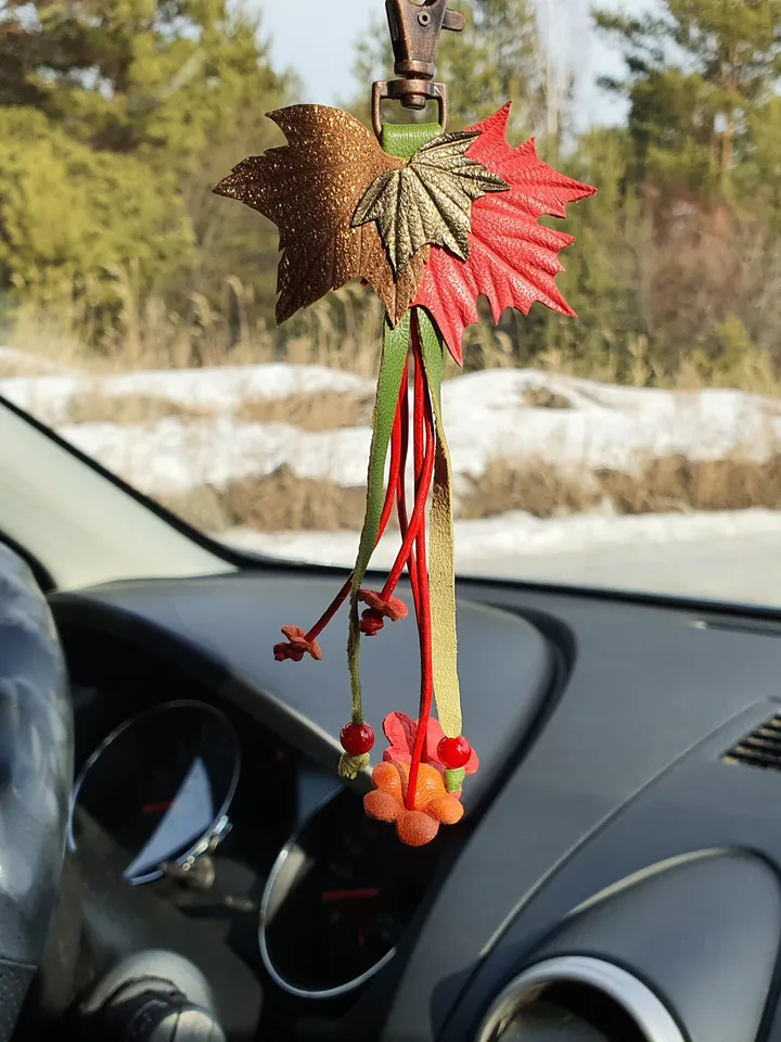 Red maple Leaf Keychain Leather tassel charm Leather Pendant, art 4