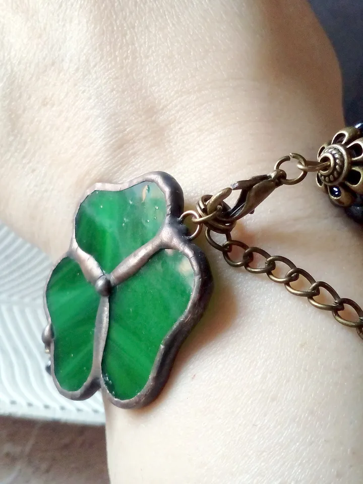 Shamrock bracelet, st patricksday, Clover leaf, trefoil, St Patricks clover, 3 leaf clover, Irish bracelet, st patrick