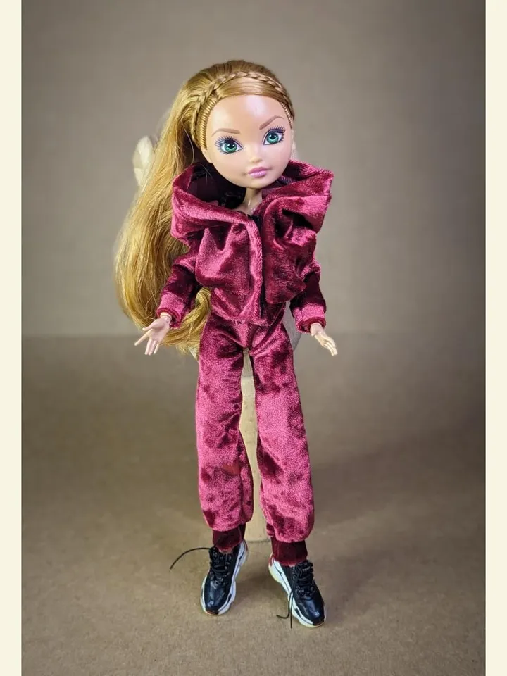 Handmade burgundy velvet hoodie & pants set for 10.5 inch female dolls