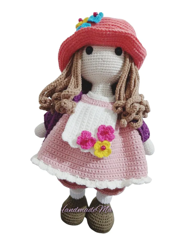 Martine Articulated Crochet Doll – 33 cm Handmade Amigurumi – Sewn Dress & Removable Hat – Cotton Yarn – Collectible Gift – Peru
