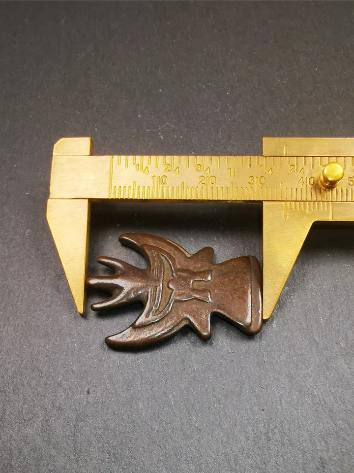 Gandhanra Handmade Tibetan Buddhist Amulet Garuda,Garula,Suparna,Golden-winged Bird Pendant,Made of Thokcha,1.38",30 years old