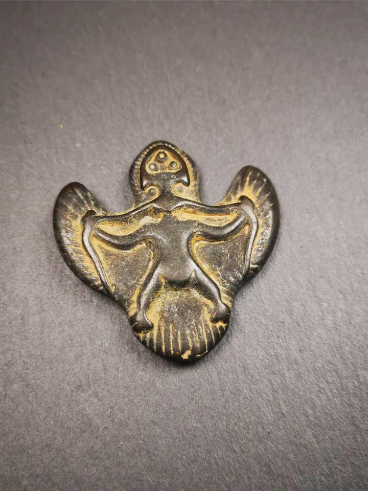 Gandhanra Antique Tibetan Buddhist Amulet Pendant,Garuda,Garula,Suparna,Golden-winged Bird,Made of Thokcha,1.93"