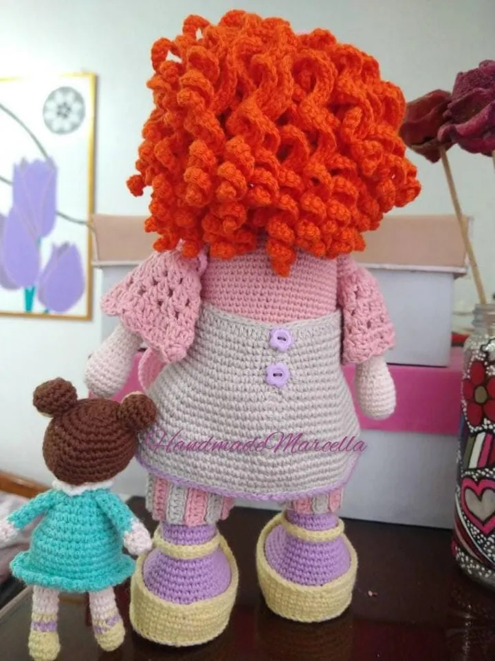 Elisa Doll β 33 cm Articulated Amigurumi with Mini Smiling Doll β Handmade Cotton Gift β Collectible Crochet Doll β Ready to Ship