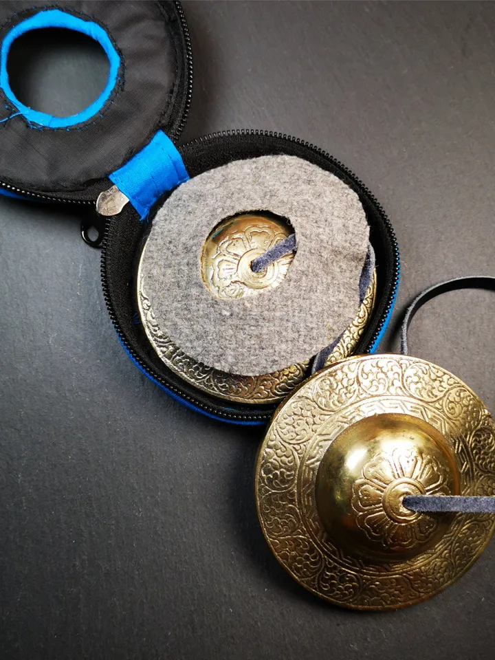 Gandhanra 8.8cm Tibetan Cymbals, Tingsha Bell,Buddhism Ritual Implement,Handmade in Nepal,Special Cloud Pattern