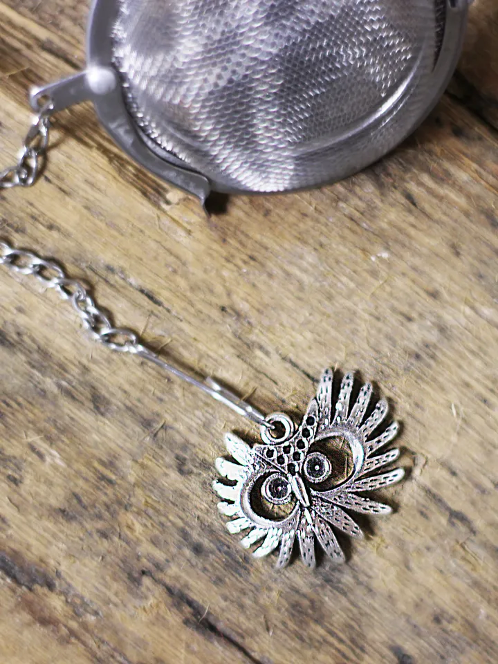 Owl tea ball infuser for loose leaf tea, Tea infuser charm owl, Tea Strainer owl pendant, Herbal tea lover gift
