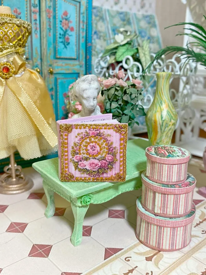 Tutorial. Doll Photo Album. DIY Assembly Instructions. 1:12