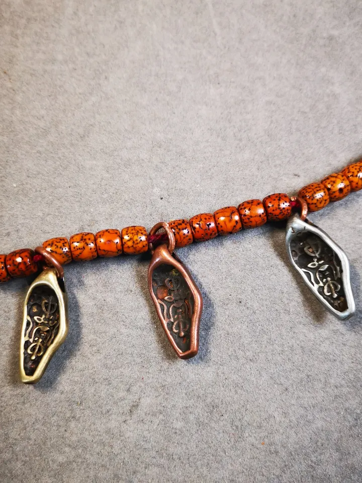 Gandhanra Handmade Mala Counter Pendant,OM Bead Amulet, Prayer Beads Accessories,Made of Cold Iron
