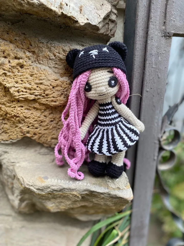 PDF Gothic Doll Crochet Pattern - PDF Amigurumi Pattern, Voodoo Doll, Halloween Cute Small Doll, Witch Doll Handmade, Crochet Creepy Toy