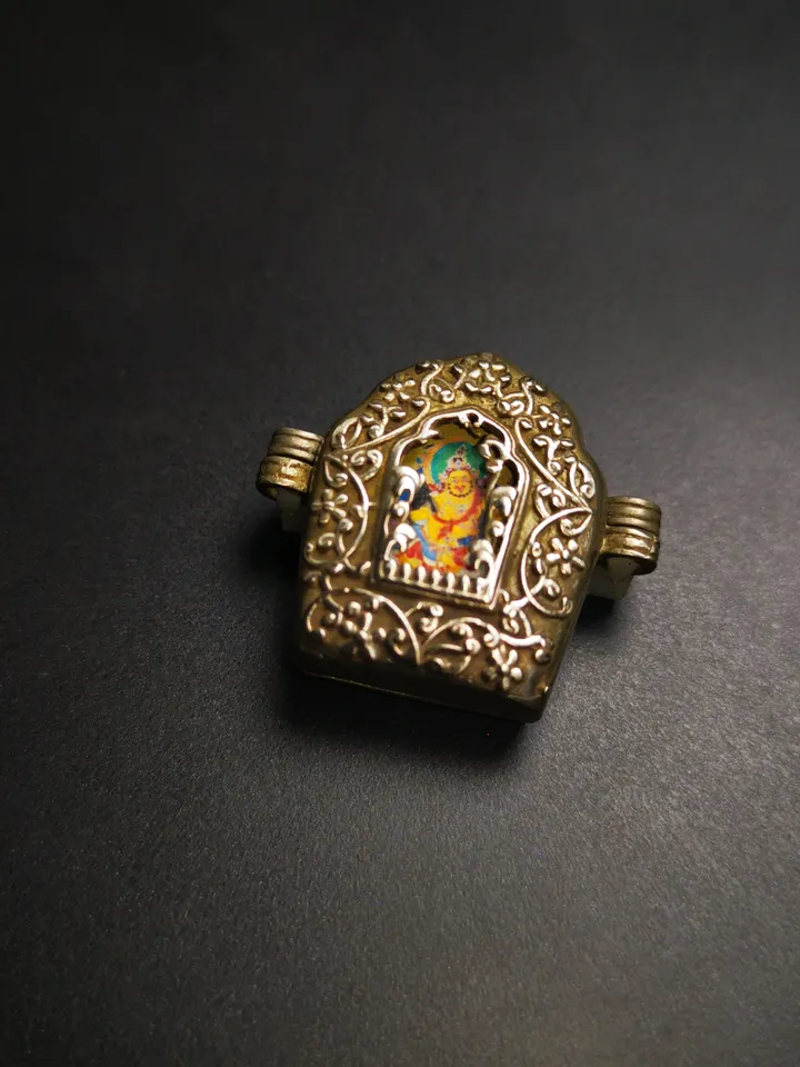 Gandhanra Antique Handmade Gau Ghau Shrine, Yellow Jambhala Mini Tibetan Buddhist Altar Amulet Pendant,Made of White Copper