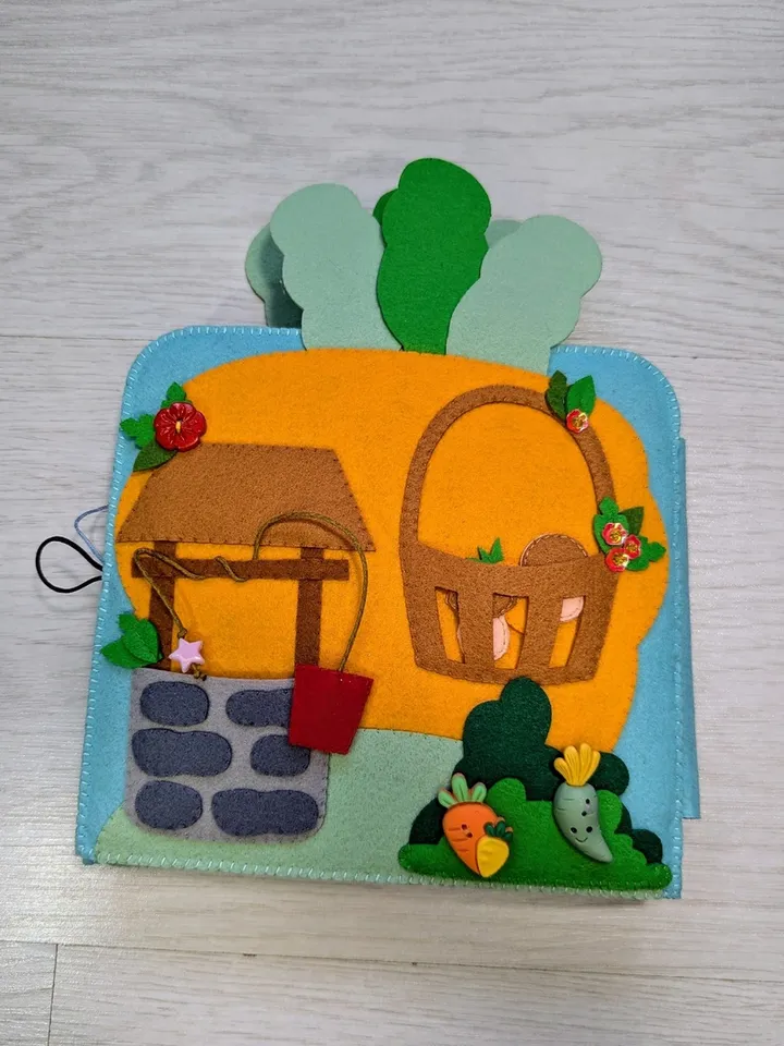 Educational felt book "Bunny's House"