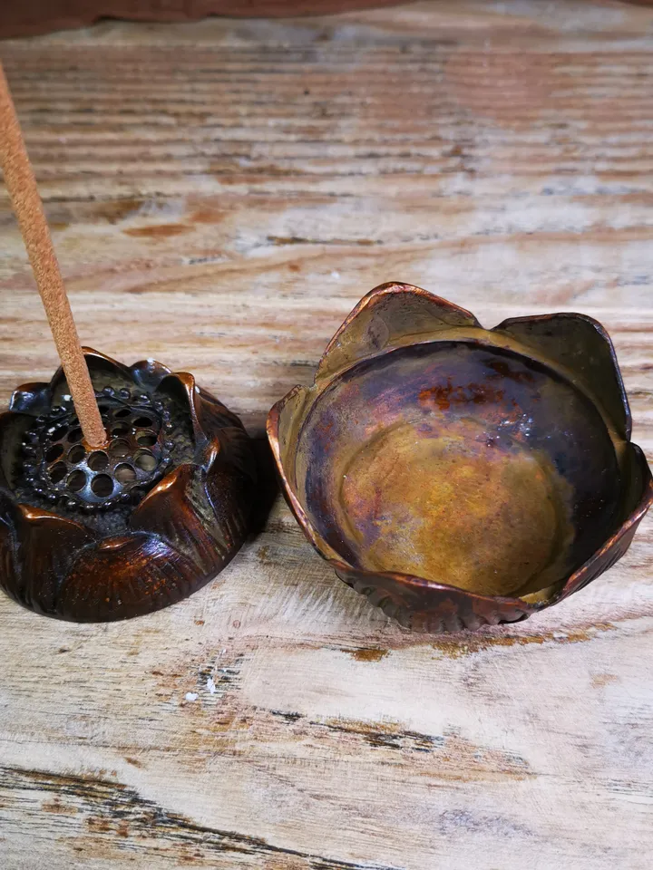 Gandhanra Vintage Censer,Lotus Incense Burner Holder,for Incense and Offering