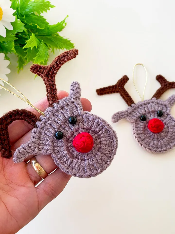 Reindeer Crochet Ornament Pattern, Handmade Holiday Ornament PDF Tutorial for Beginners, Perfect for Christmas Gifts and Decorations