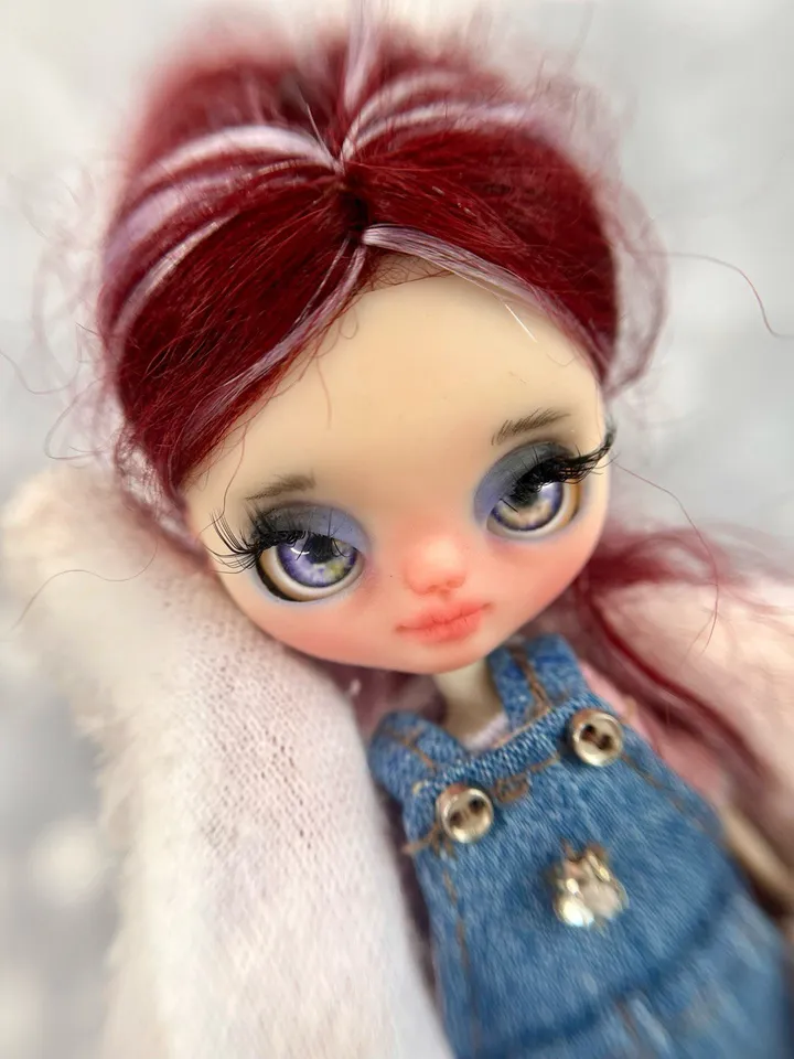 Petite Blythe doll with burgundy hair. Miniature doll with beautiful eyes.