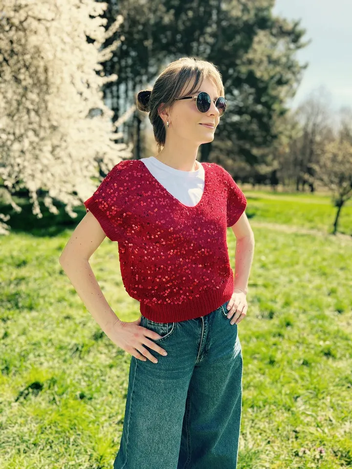 Women's sweater vest