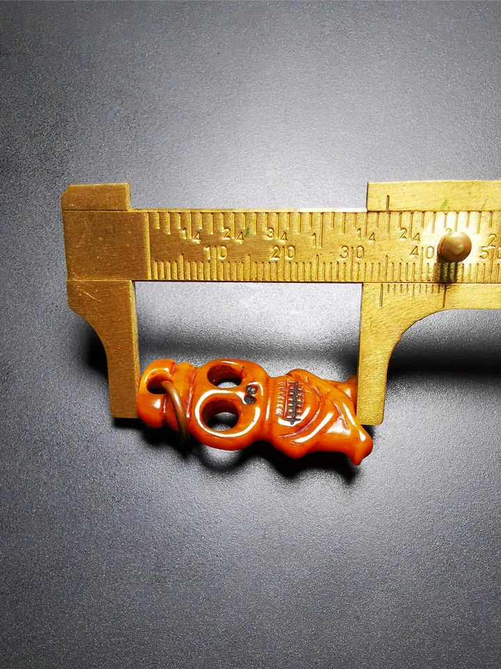 Gandhanra Tibetan Yak Bone Carved Amulet,Pirate Skull Pendant