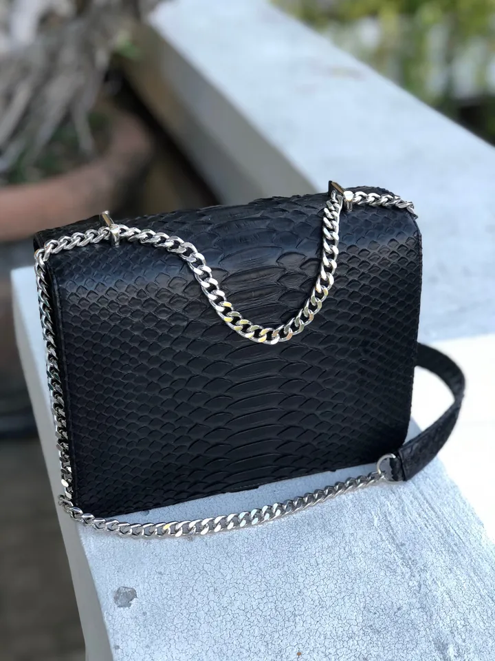 Black chain crossbody classy woman bag | Elegant crossbody purse | Exotic leather bag | Black Pythonskin bag | Chain handle designer Bag