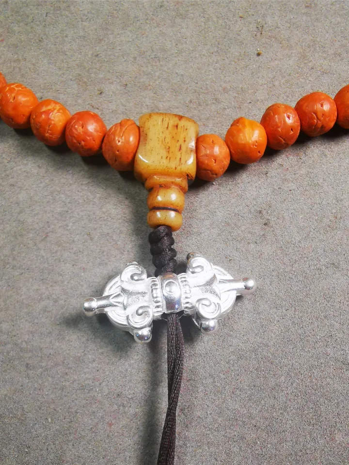Gandhanra Handmade Tibetan Amulet,Vajra Pendant for Mala,Bag Hanging,1.18" × 0.63"