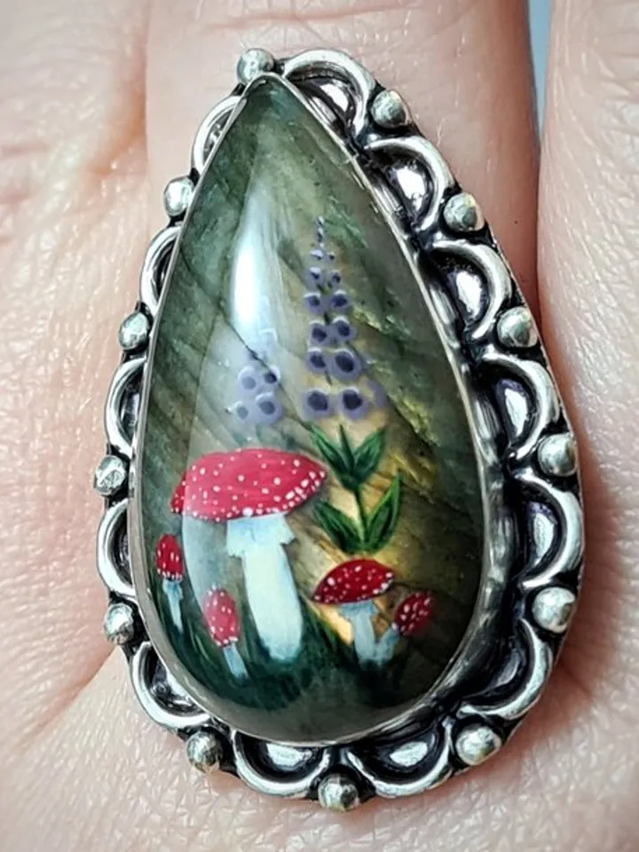 Labradorite ring Stone painting fly agaric Aaa large labradorite ring 飛木耳環