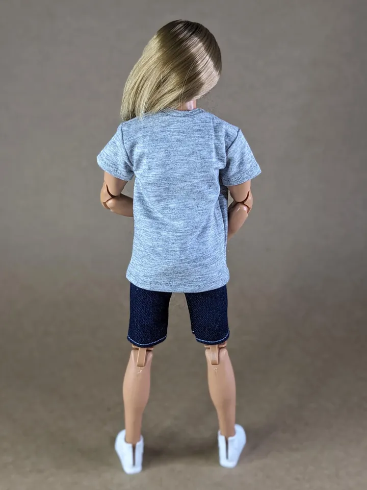 Light gray T-shirt for 12-inch fashion male dolls
