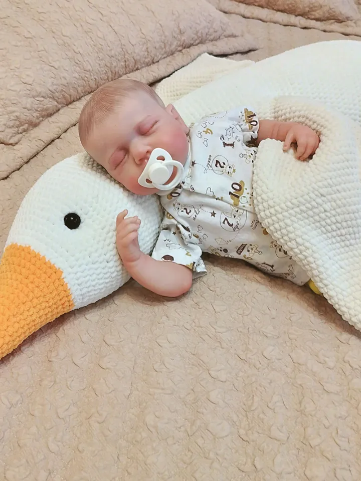 Crochet pattern big Goose 47 inch / Amigurumi Big Goose for Hugs / Pattern in English / Scandi-Style Nursery Décor