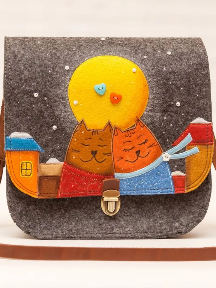 Handbag