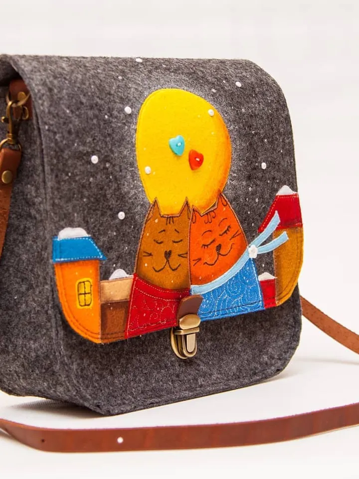 Handbag