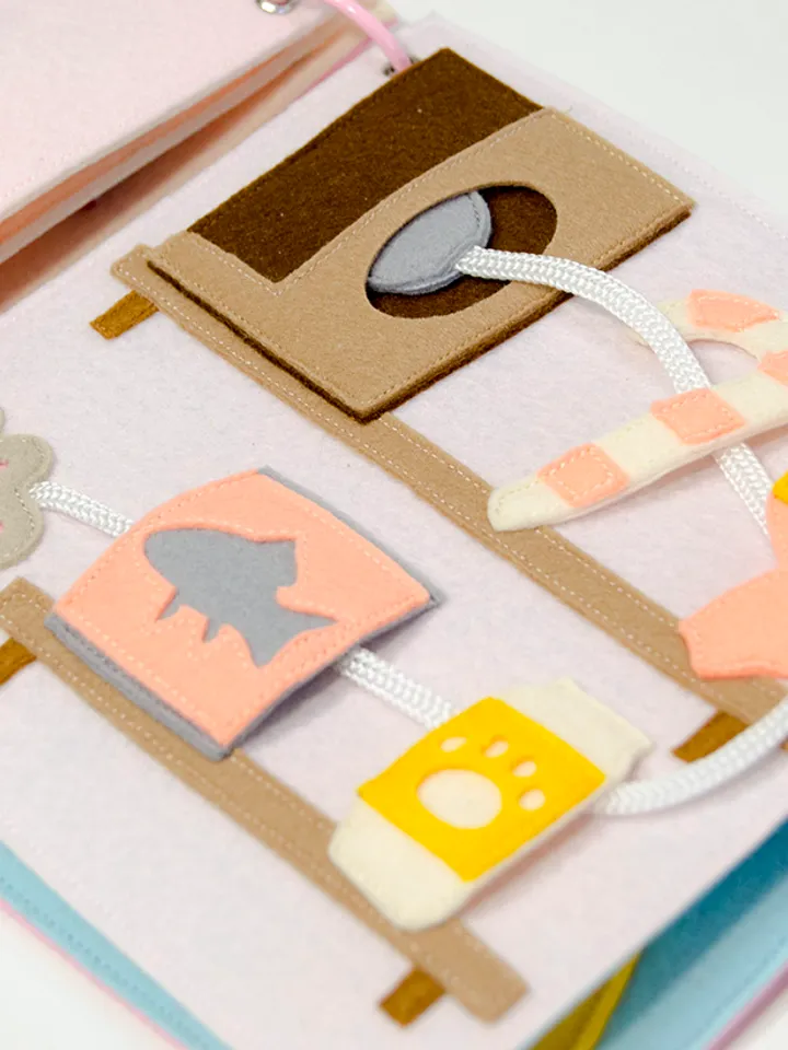 Quiet book page PDF, SVG Pattern and Tutorial Mouse on the shelf