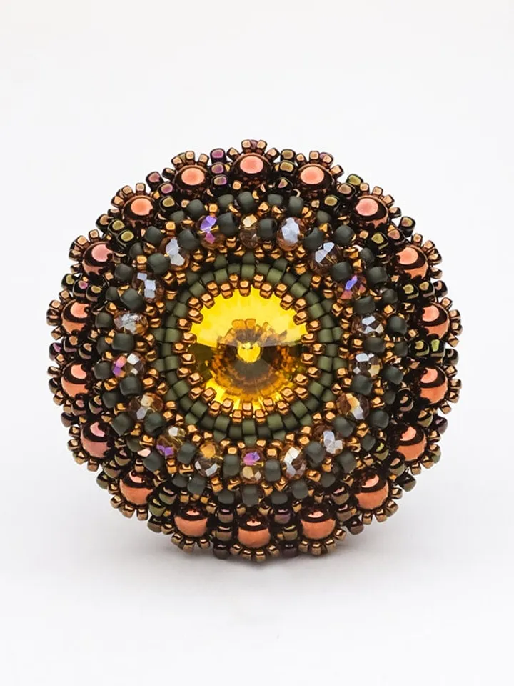 Round bead brooch