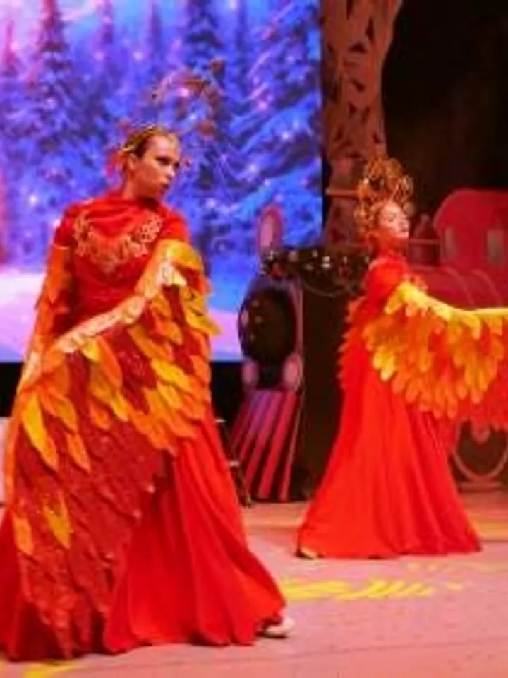 phoenix wings, colorful wings, glitter phoenix wings, dance wings, theater wings, brazilian carnival, festival costume, burning man