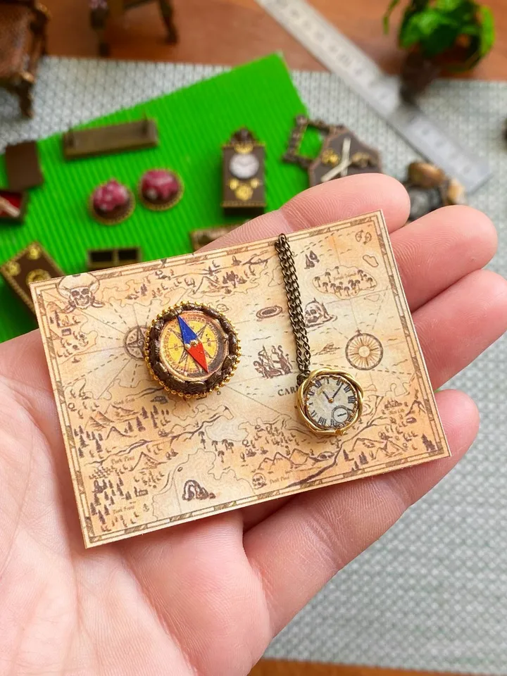 Traveler set. Three items. 1:12.