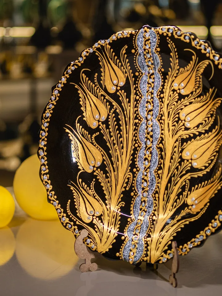 Unique Vase for flovers | Handmade Black Gold Vase