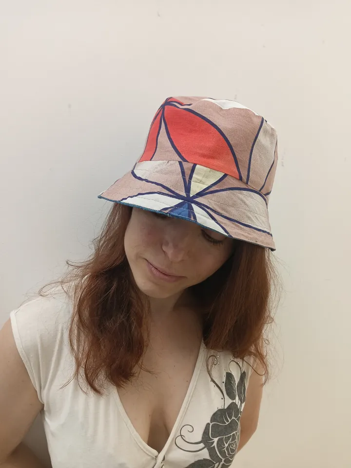 Stylish two-sided denim panama hat. It has a cotton lining