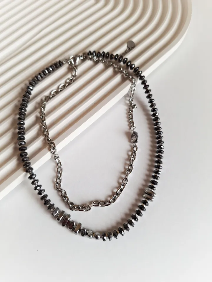 Hematite and Stainless Steel Choker Black Jewelry for Women Statement Jewelry as a Gift Chic Necklace Made of Natural Stones Accessory for Women Necklace with Chain Casual Denim Style