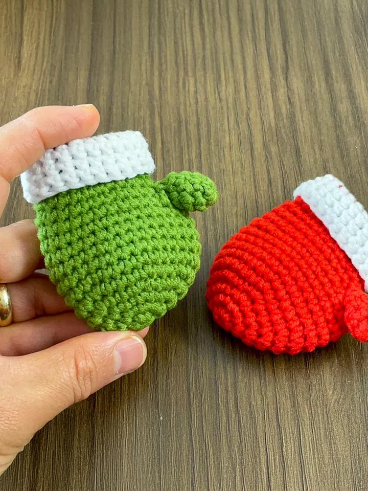 Crochet Christmas Mitten Ornament Pattern, DIY Holiday Amigurumi Decoration, Red Festive Crochet Gift Tutorial PDF