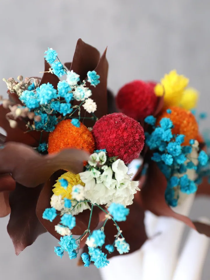 dried flower crown, shocked leaves, craspedia flower, chickweed palaris,autumn leafy crown,costume design,rustic crown design