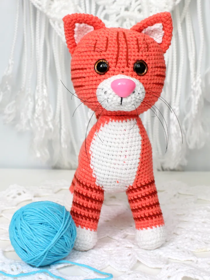 Cat crochet pattern PDF in English Realistic Kitten amigurumi toy crochet tutorial