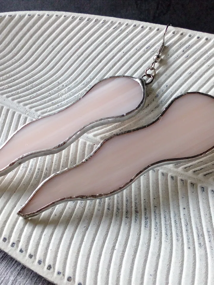 Octopus tentacle earrings, milk glass earrings, Dangle earrings, simple stained glass, Wavy earring, curved earrings