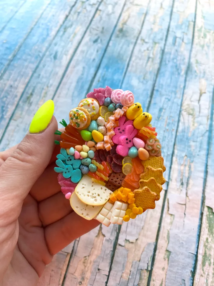 Magnet Miniature Easter Charcuterie Board with Polymer Clay Souvenir