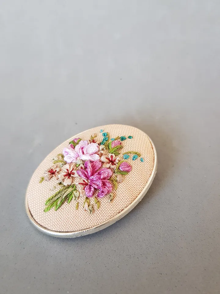 Hand embroidered brooch for her, embroidery jewelry, Mother day gift, ribbon embroidery,art.15