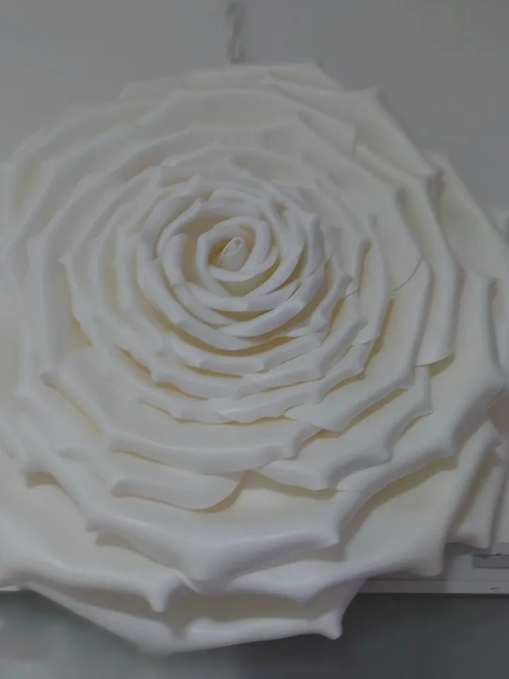 Large hanging roses 27 pcs for decoration inside and outside