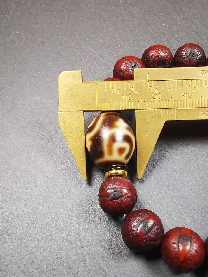 Gandhanra Unique Tibetan Dalo Dzi Bead Bracelet(30 Years Old), Treasure Vase Dzi with Old Bodhi Beads,Fit for 15-19cm Wrist