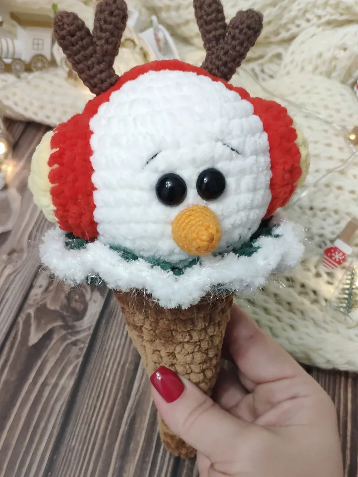 Ice Cream christmas Snowman crochet pattern