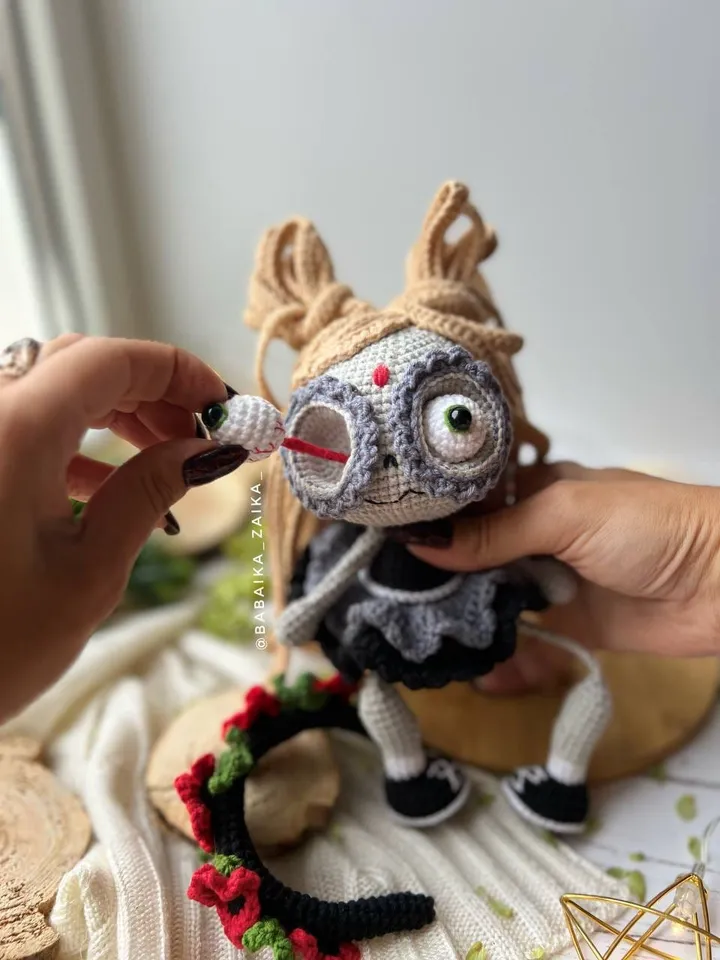 PDF Crochet Santa Muerte Pattern in Eng, Halloween Pattern, Crochet Monster, Doll Crochet Pattern, Skull Doll Santa Muerte patrón en español