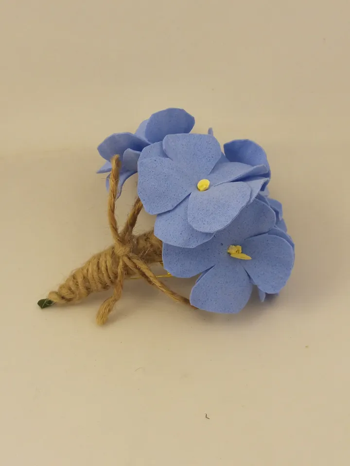 Handmade brooch on pin blue violets/ women's accessories and jewellery/ handmade gift/ gift for her/mother day gifts