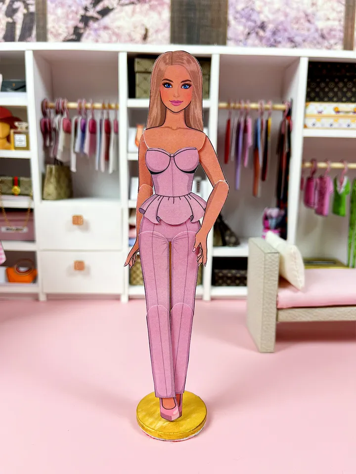 Spring wardrobe for paper Barbie
