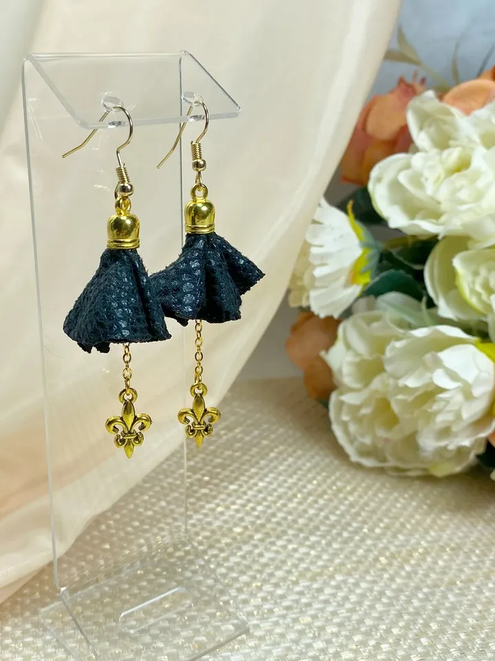 Handmade earrings. Black, bright earrings. Handmade jewelry.