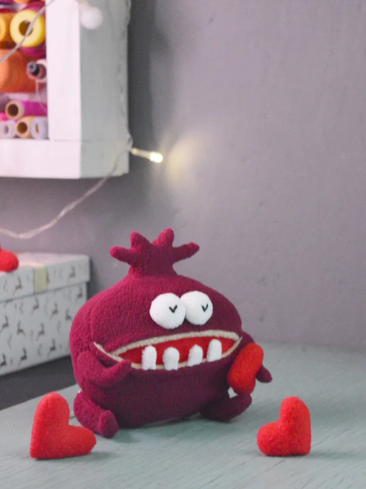 PDF Fleece Toy Pattern ā Softie Pomegranate Plush Tutorial