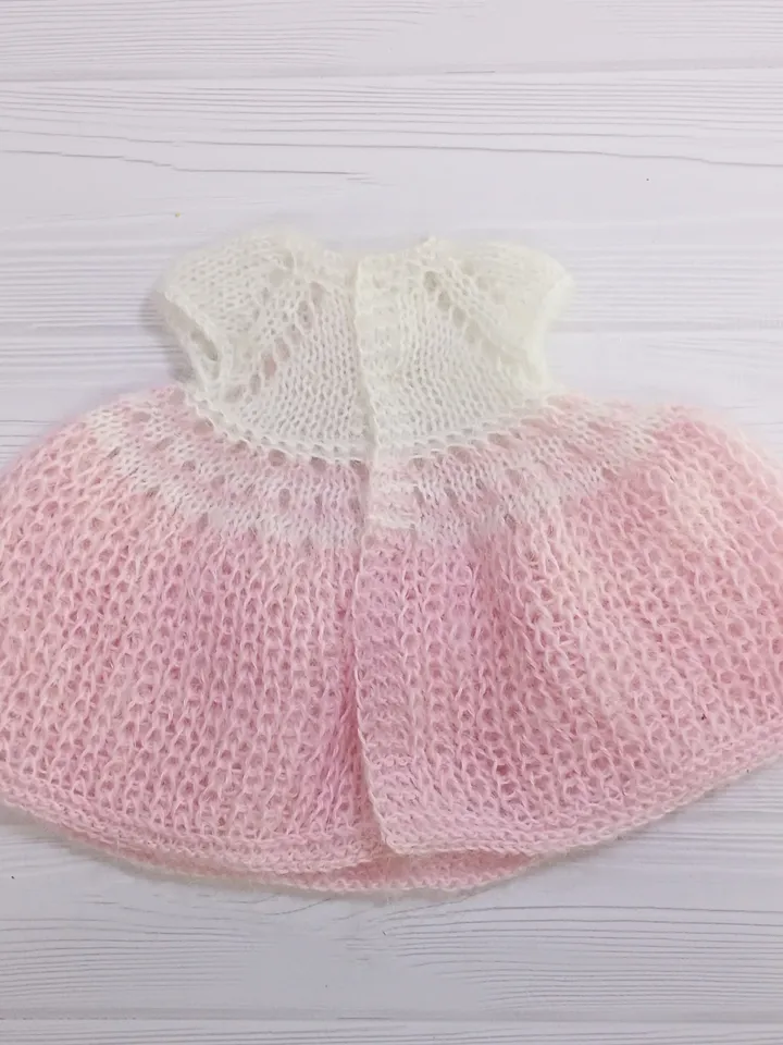Outfit for a 16-inch doll.Pink