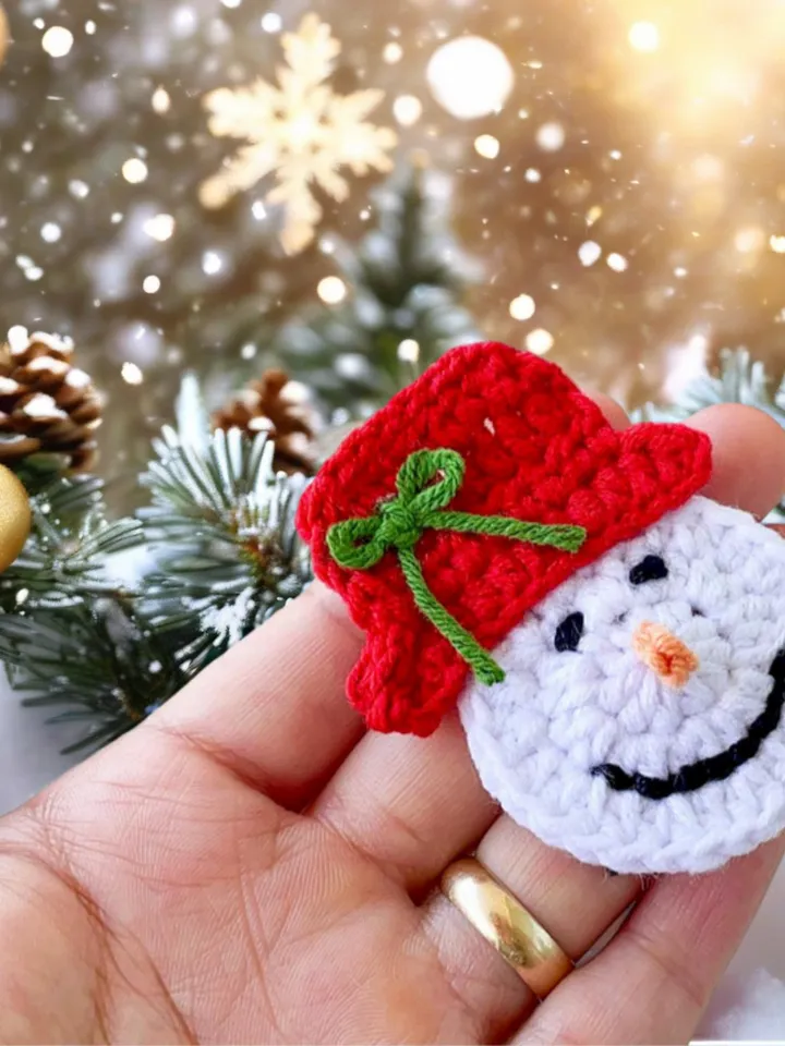 Beginner-Friendly  Little Crochet Snowman With Hat - Holiday Crochet Applique Pattern - Nordic Yarn Art With Crochet winter Decoration